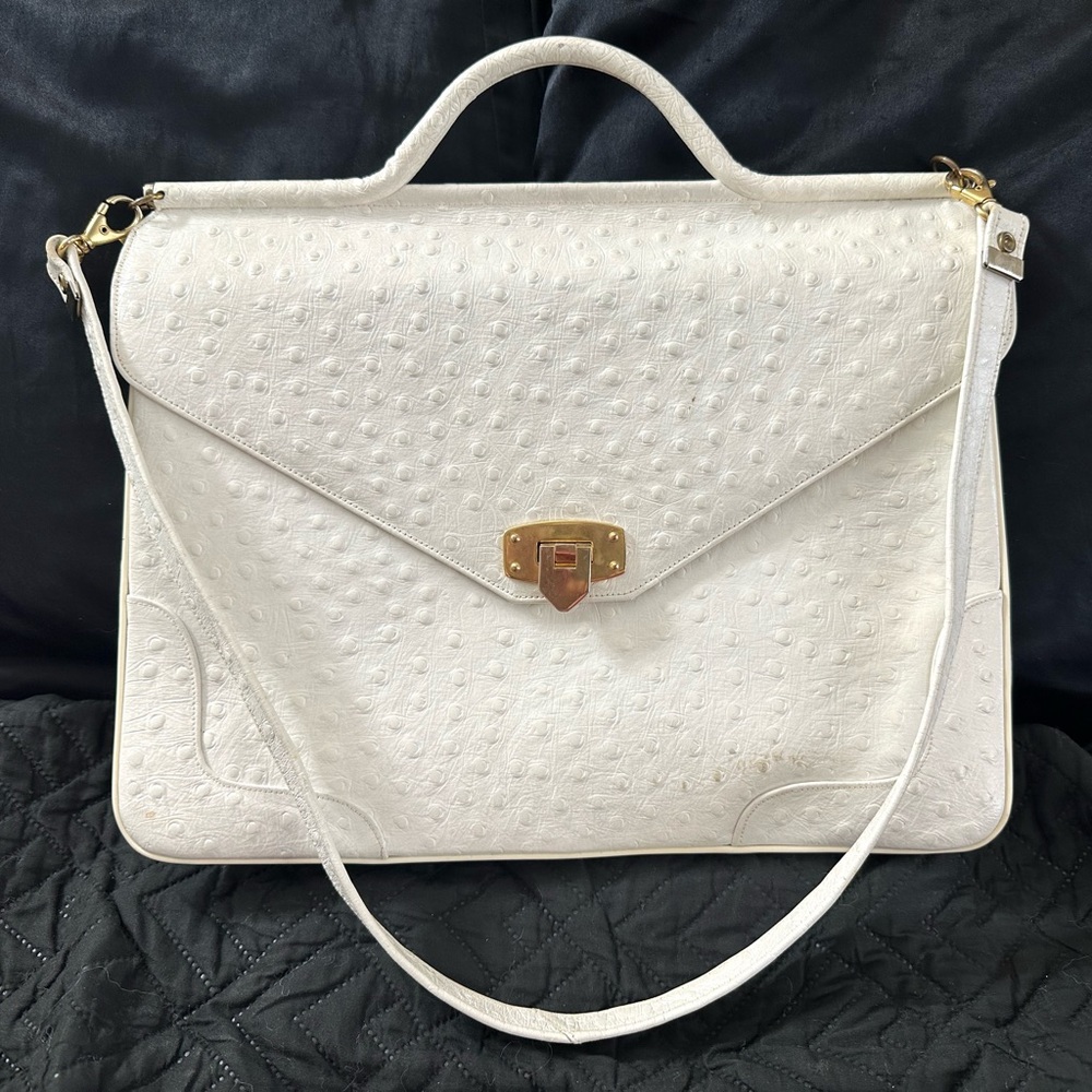 Vintage White Ostrich Chic de Paris Handbag
